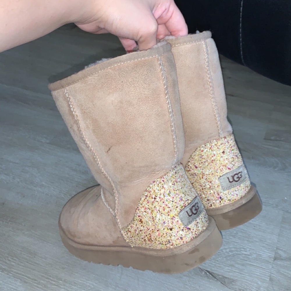 Tan Sparkle Uggs - Picture 3 of 6